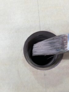 Priming the entry hole